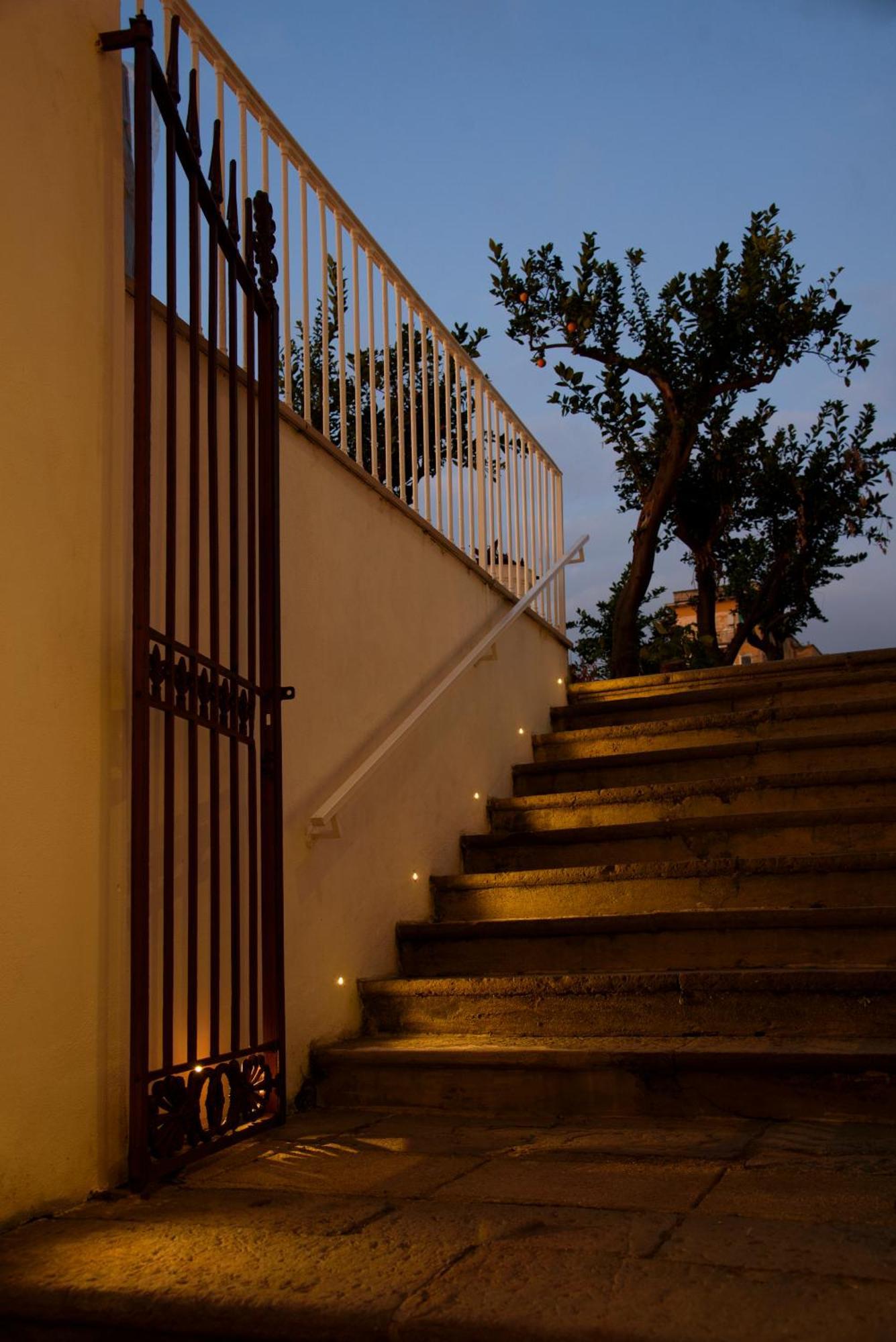Vesuvius Palace Aparthotel Ercolano Exterior foto